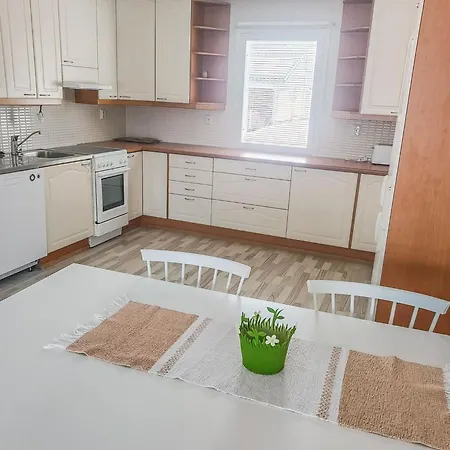 Karinkatti By Interhome